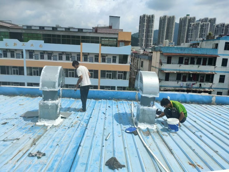 鄄城钢结构屋面涂料维修方法